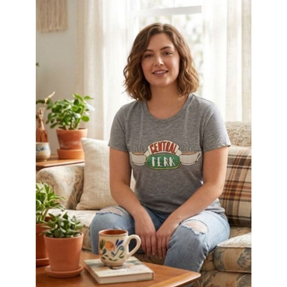 The Central Perk t-shirt Sz M